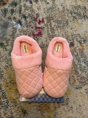 Dearfoam 7/8 slippers NWT